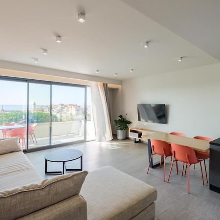 Appartamento Sky-High 70Sqm Penthouse W. Stunning Views - 05 La Canea Esterno foto