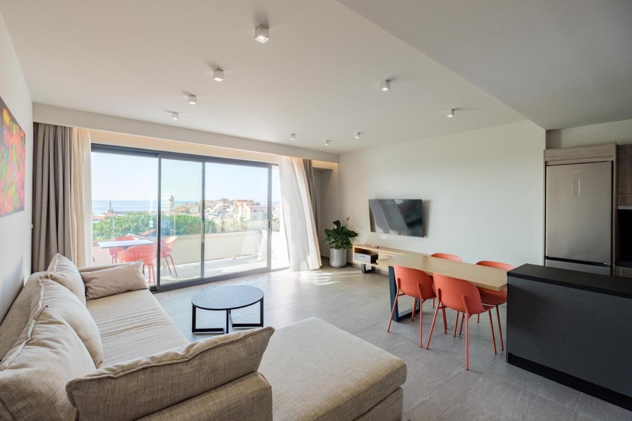 Appartamento Sky-High 70Sqm Penthouse W. Stunning Views - 05 La Canea Esterno foto